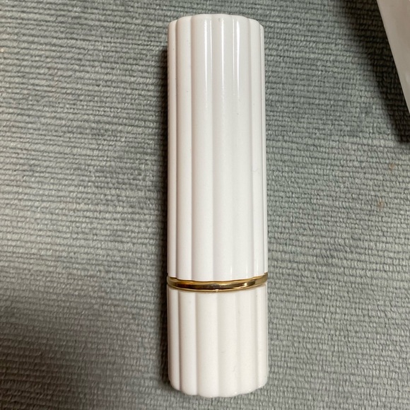 Estée Lauder NWT tote with full size products lipstick, self tanning spray,more - Picture 10 of 17